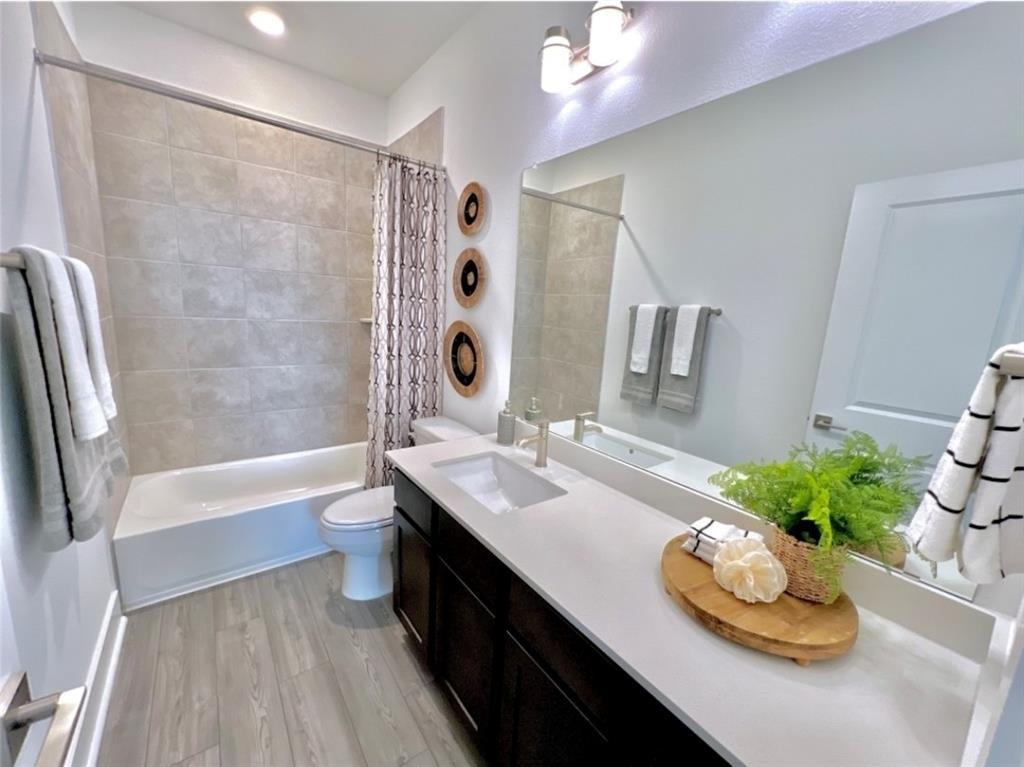 208 Langhorne Bnd Property Photo 14