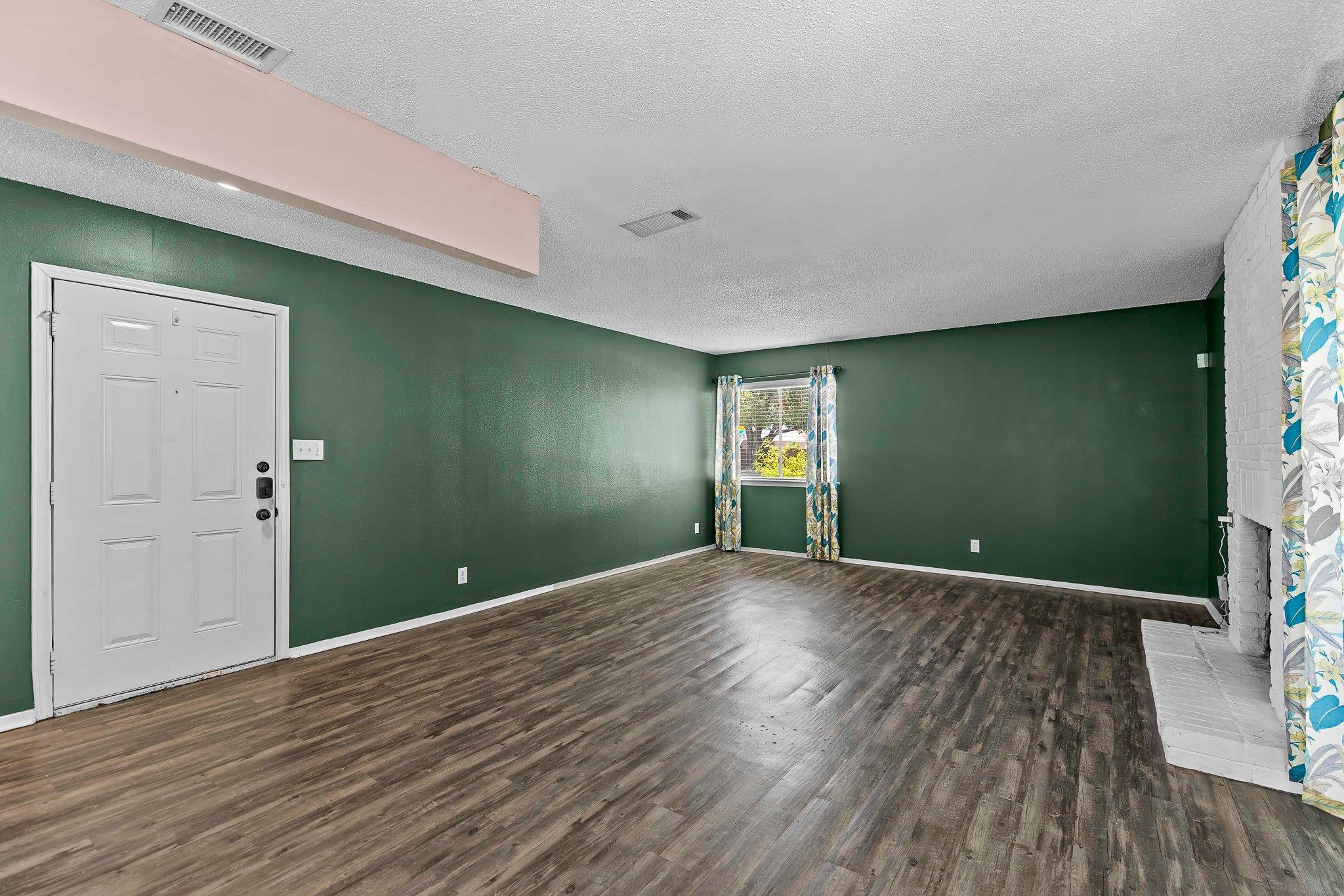 9011 Quail Valley Dr #a Property Photo 10