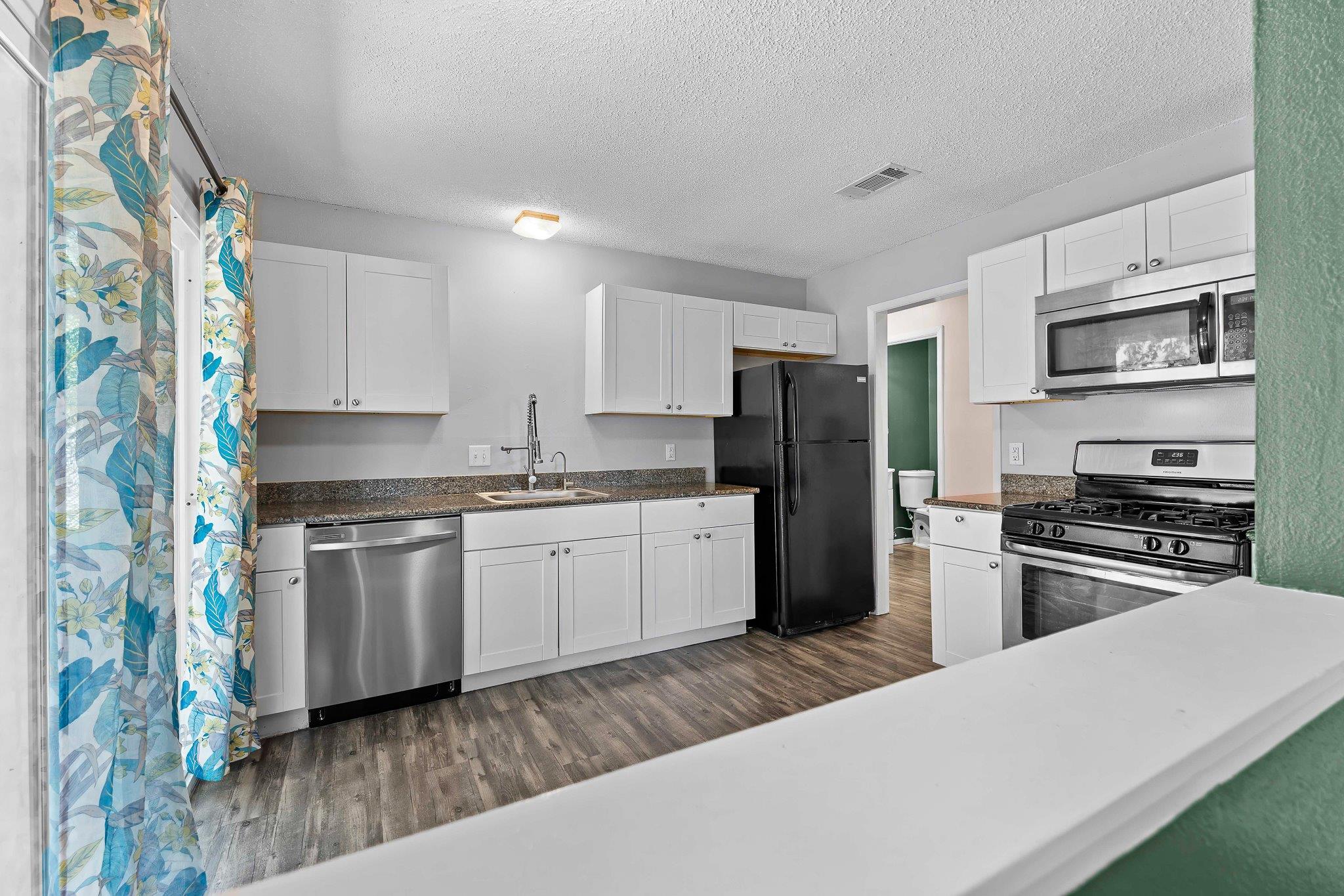 9011 Quail Valley Dr #a Property Photo 15
