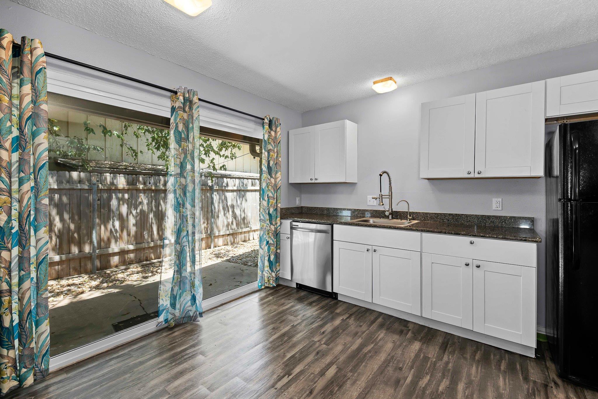 9011 Quail Valley Dr #a Property Photo 17