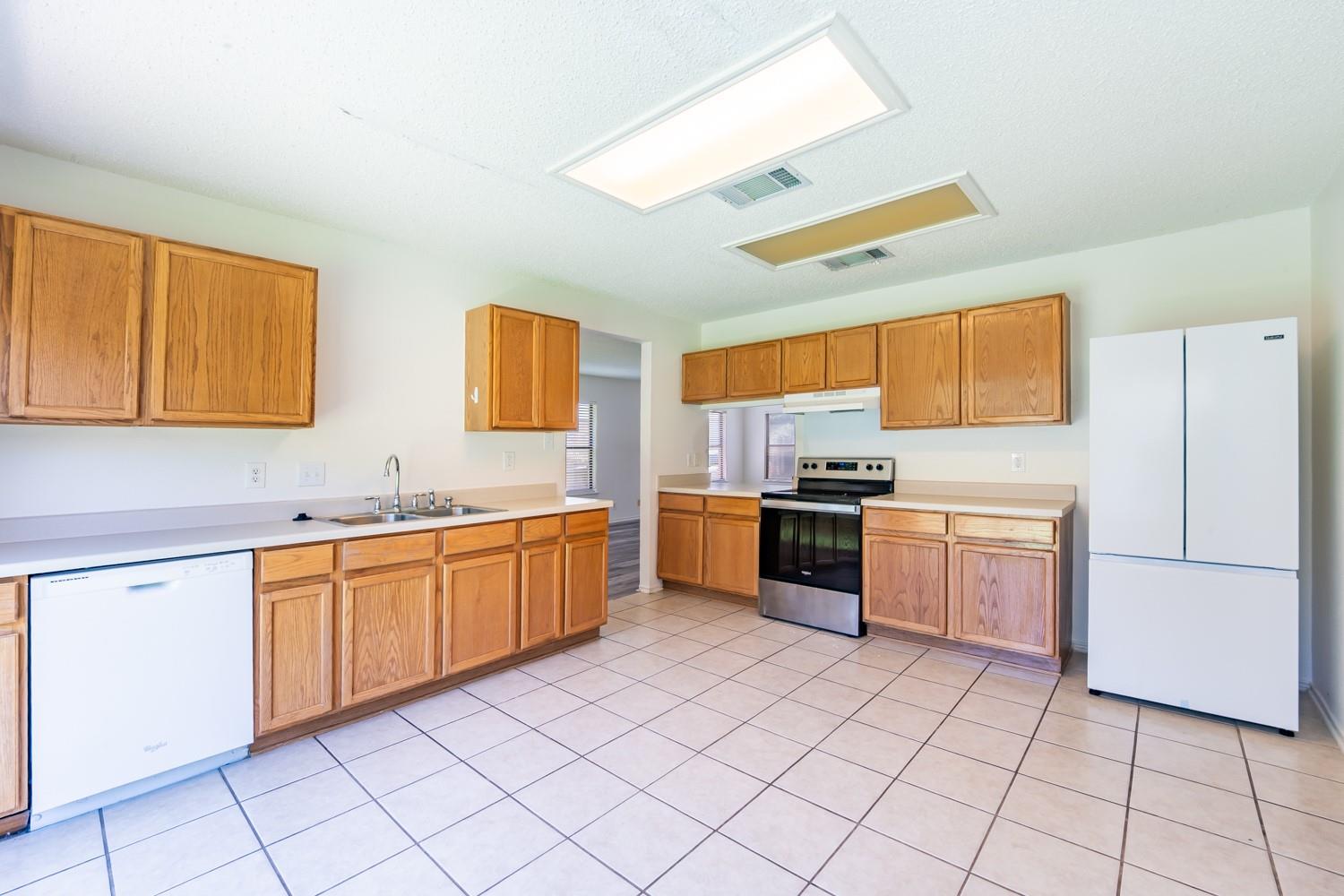 8332 Montoya Cir Property Photo 9