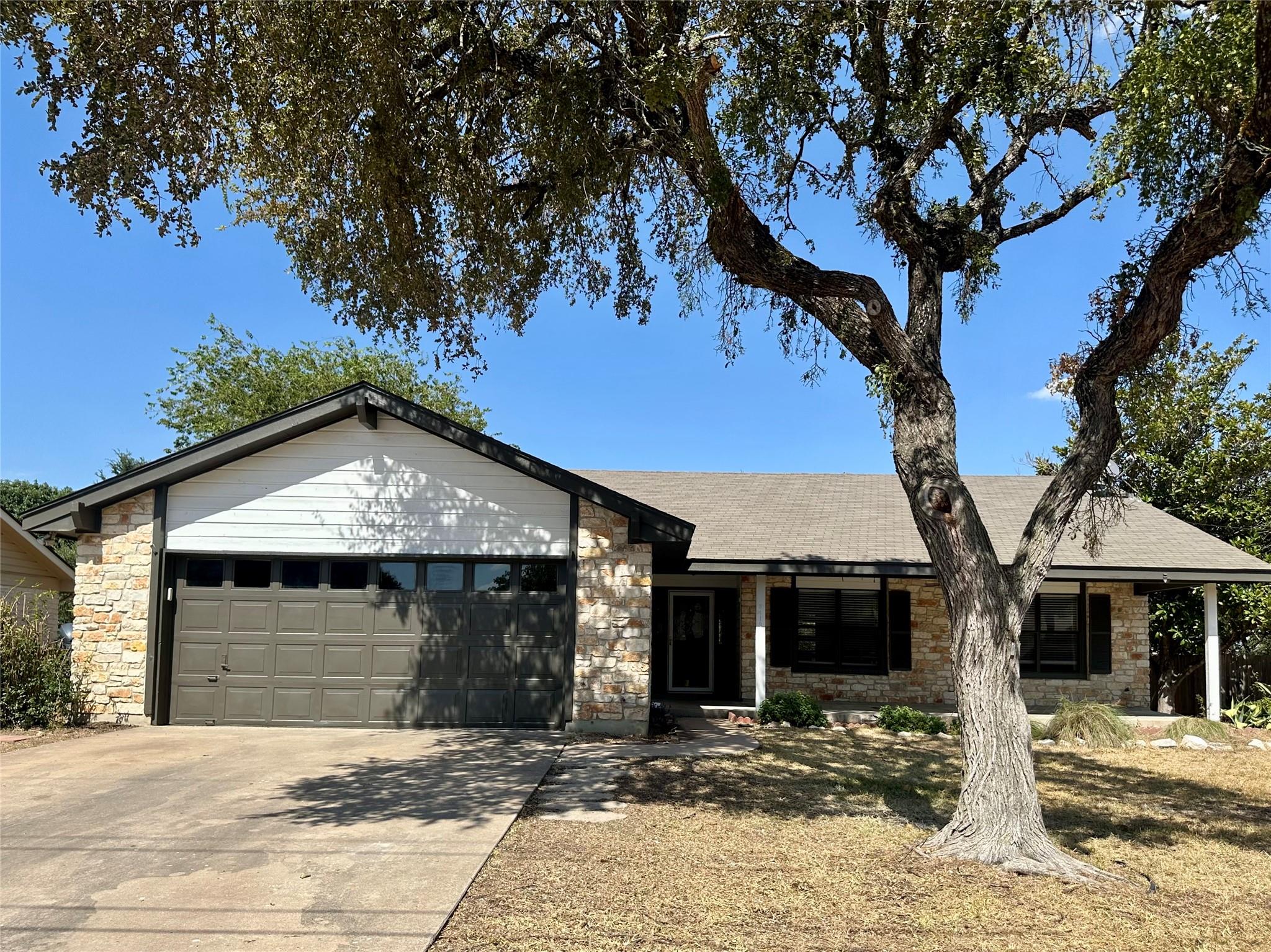 3419 Bluebonnet Trl Property Photo 1