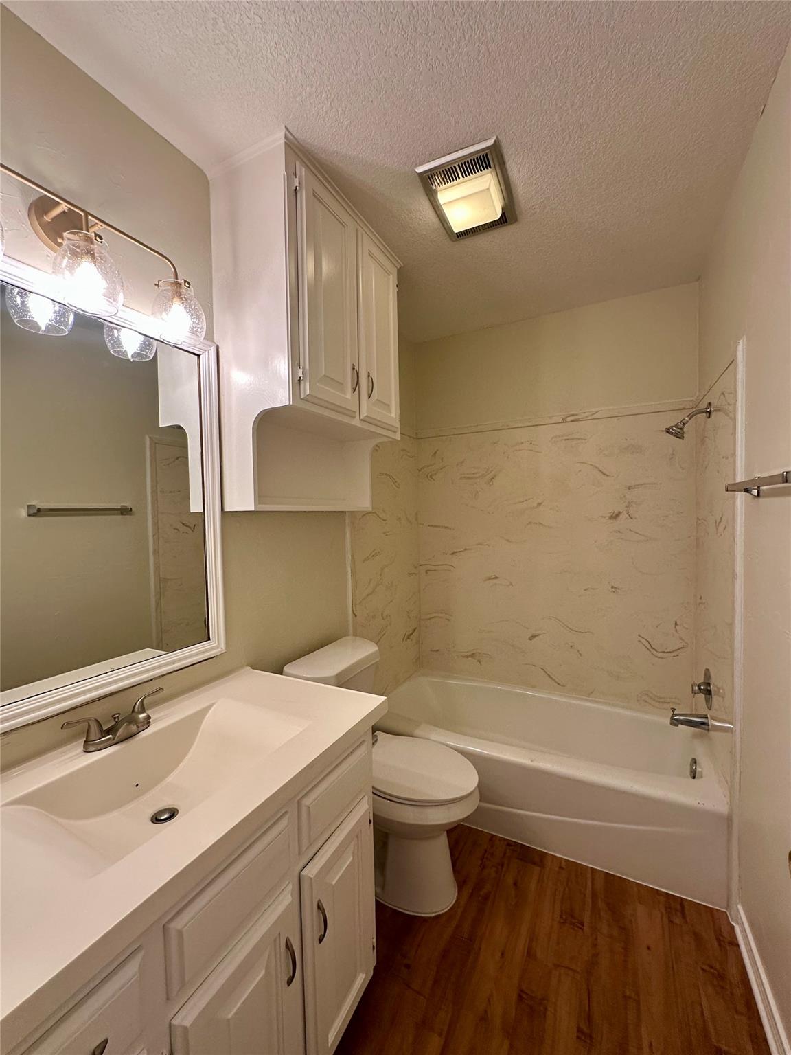 3419 Bluebonnet Trl Property Photo 17