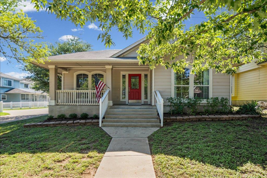 317 Bandstand Ln Property Photo 4