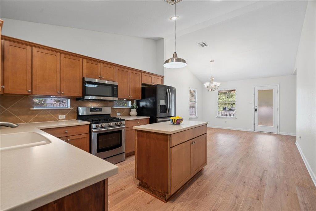 317 Bandstand Ln Property Photo 10