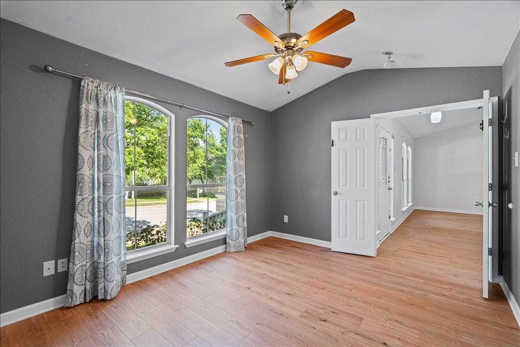 317 Bandstand Ln Property Photo 16