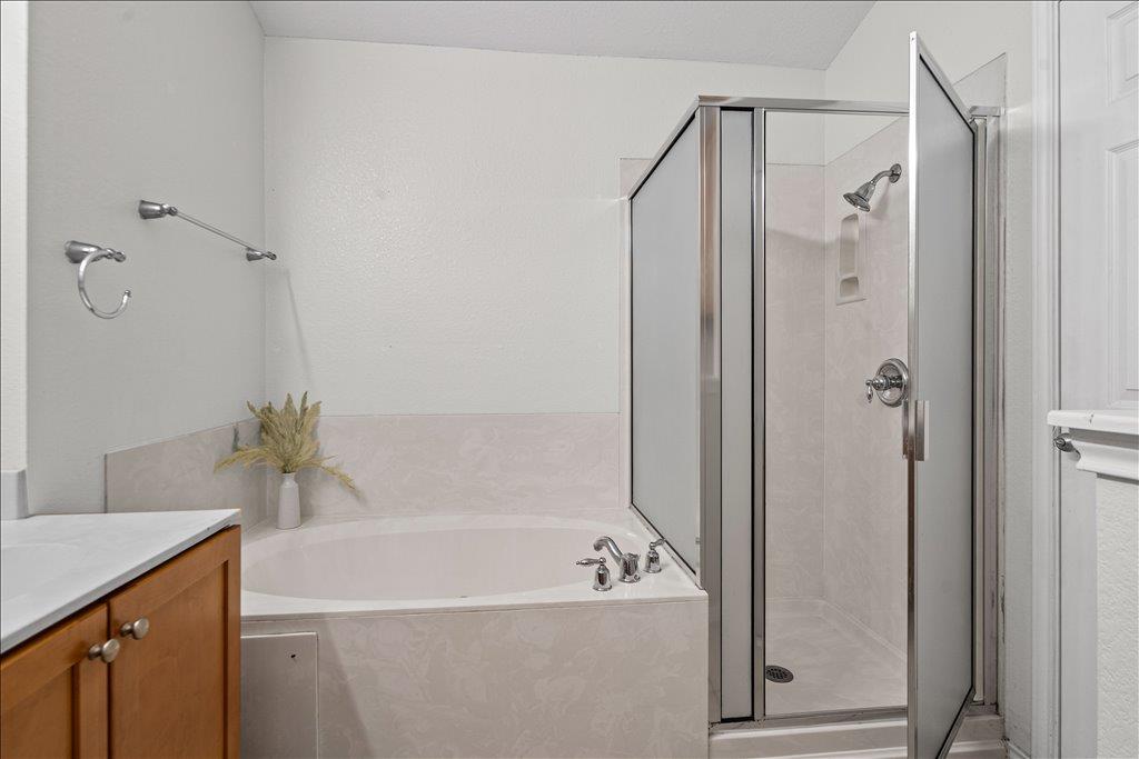 317 Bandstand Ln Property Photo 21