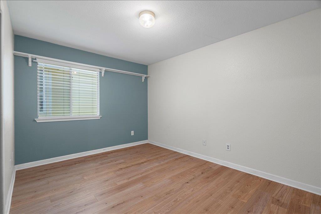 317 Bandstand Ln Property Photo 24