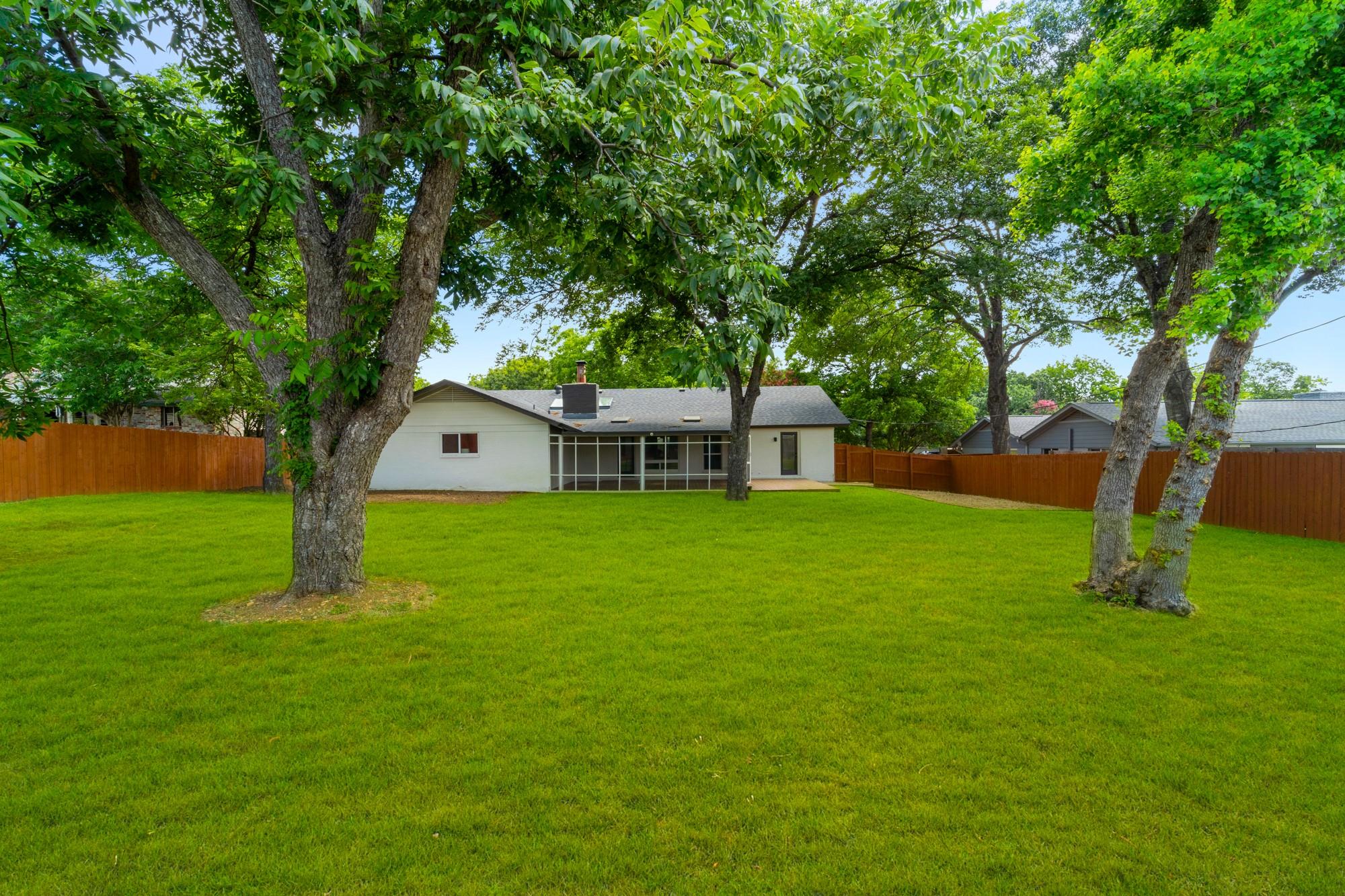 2103 Monarch Dr Property Photo 30