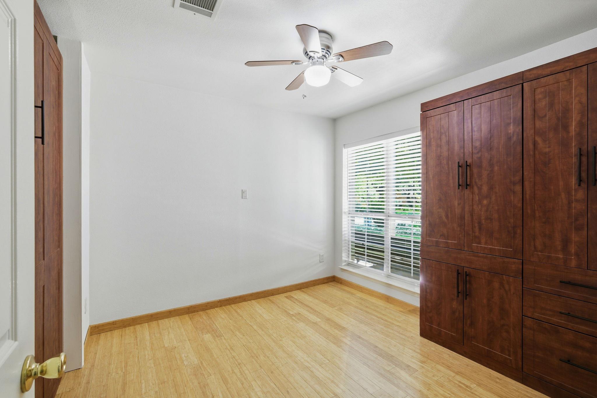 213 Rio Vista Dr Property Photo 24