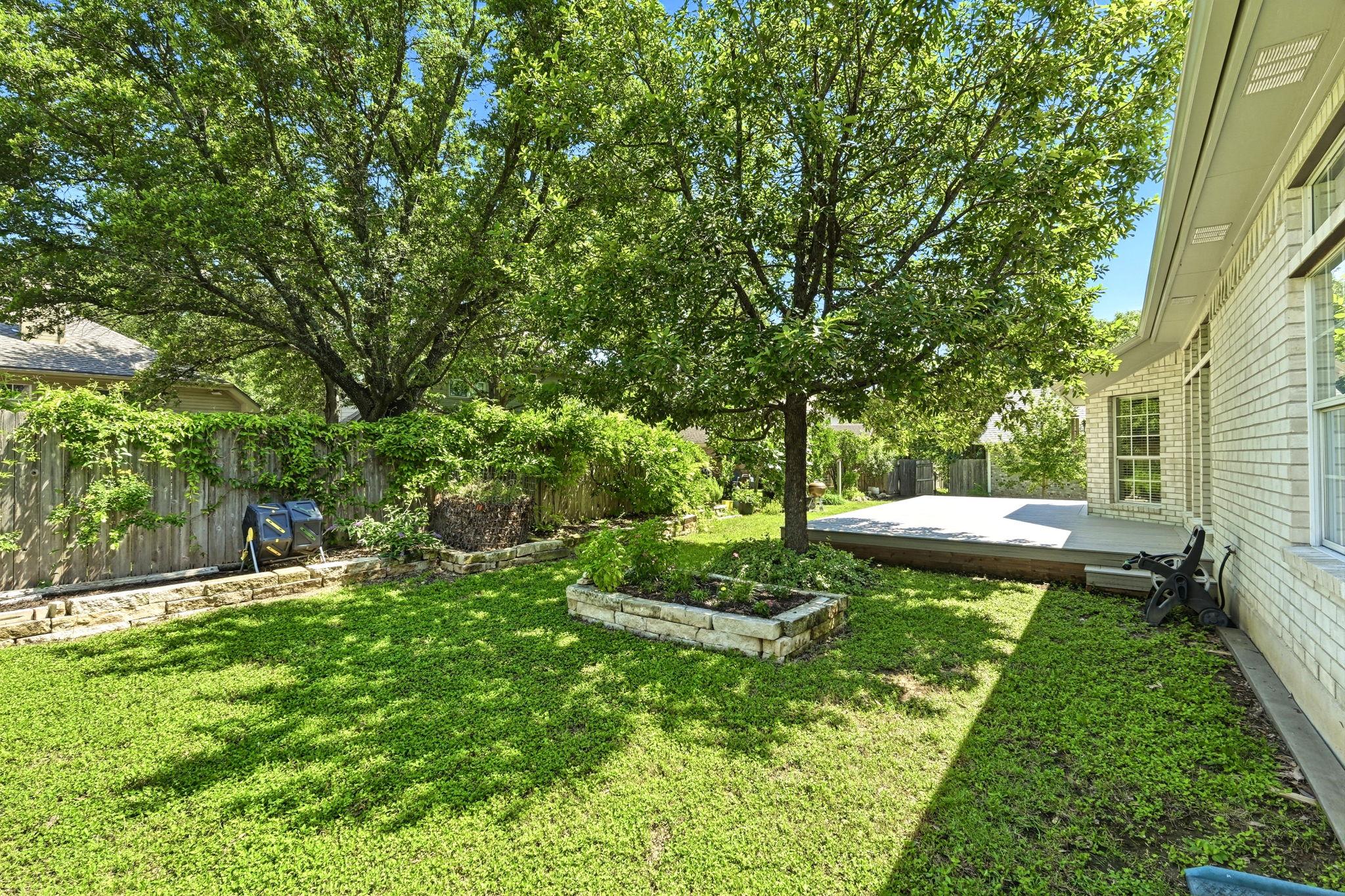213 Rio Vista Dr Property Photo 36