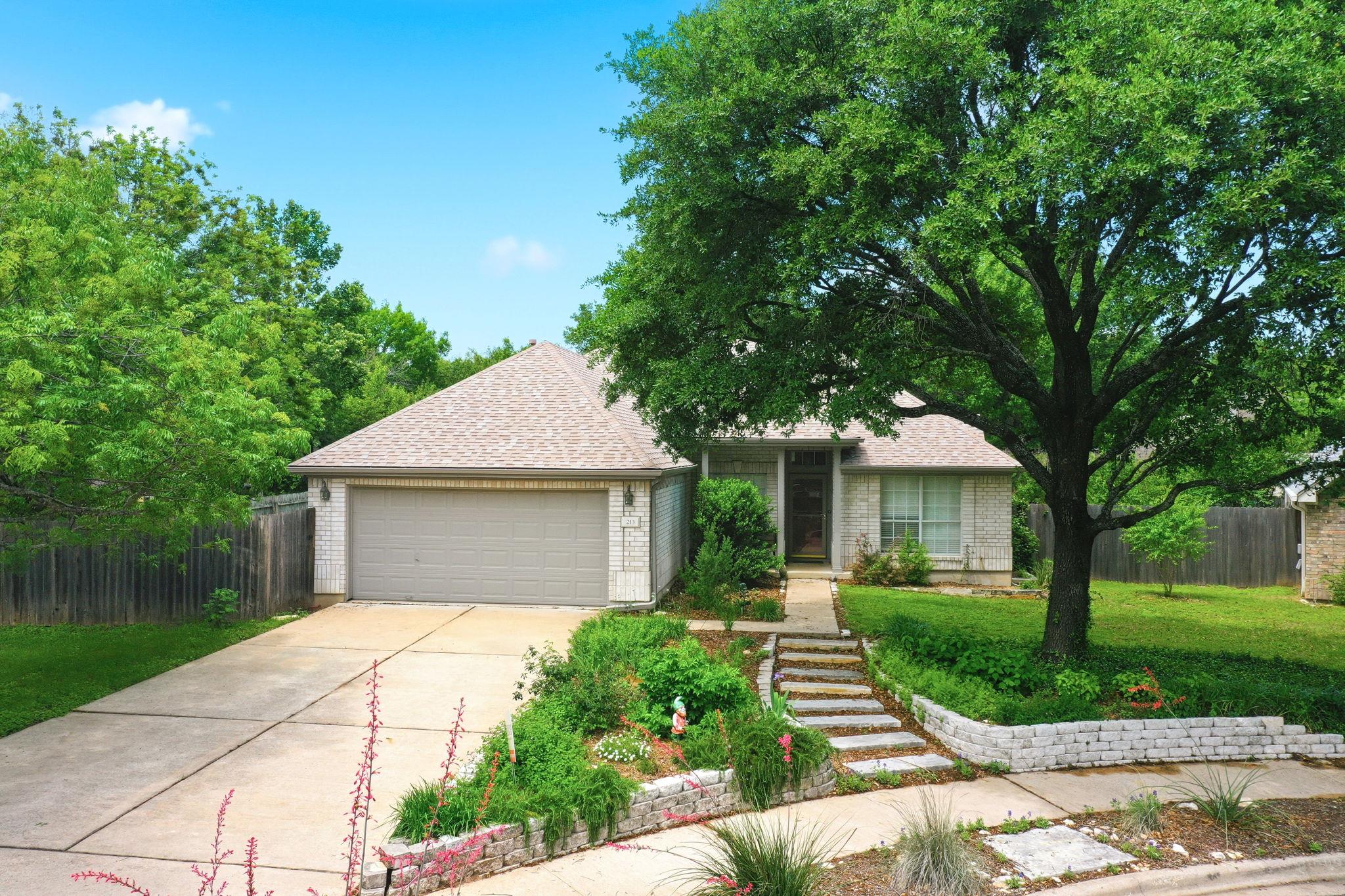 213 Rio Vista Dr Property Photo 40