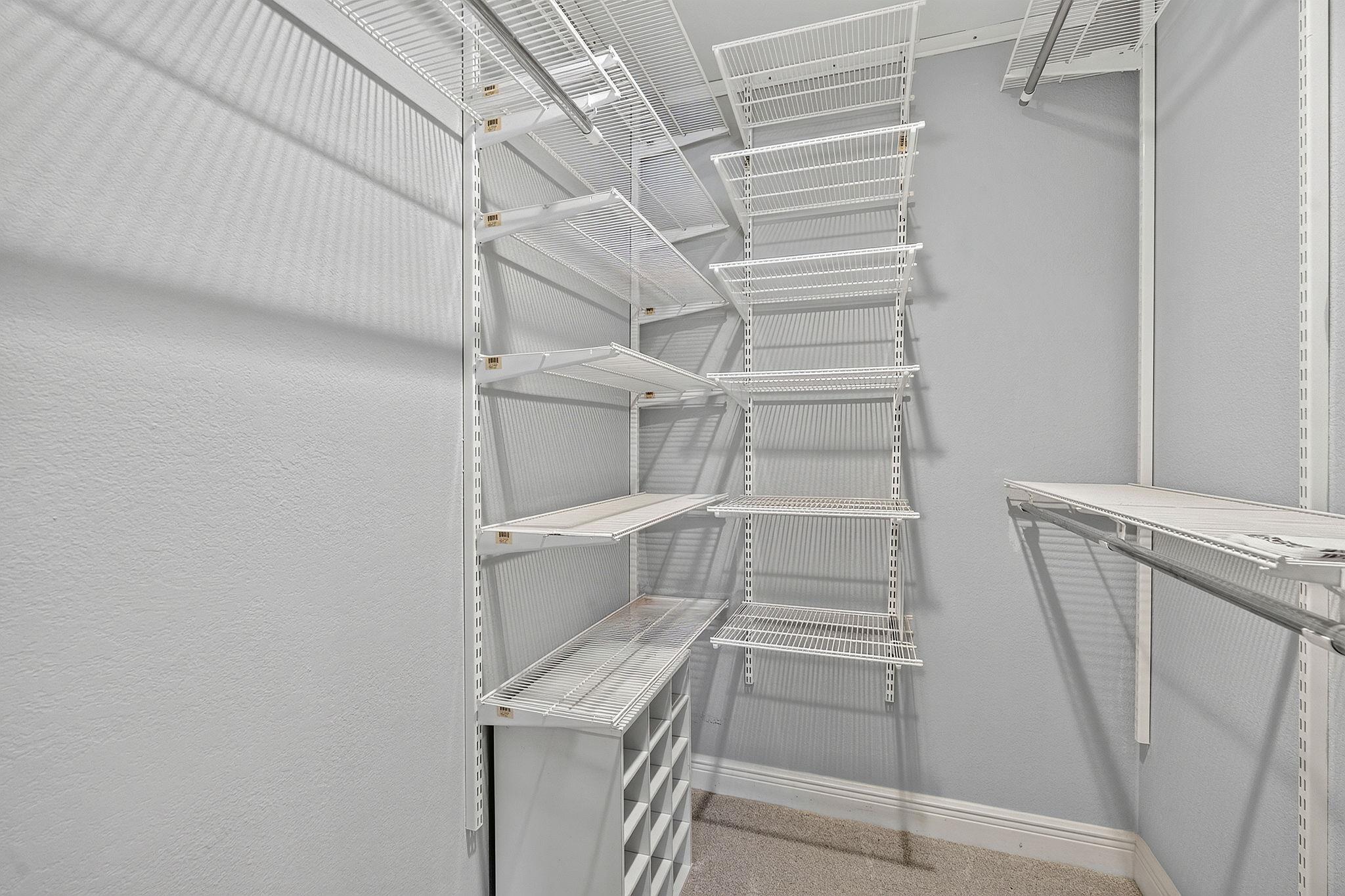 2114 Lanier Dr Property Photo 20