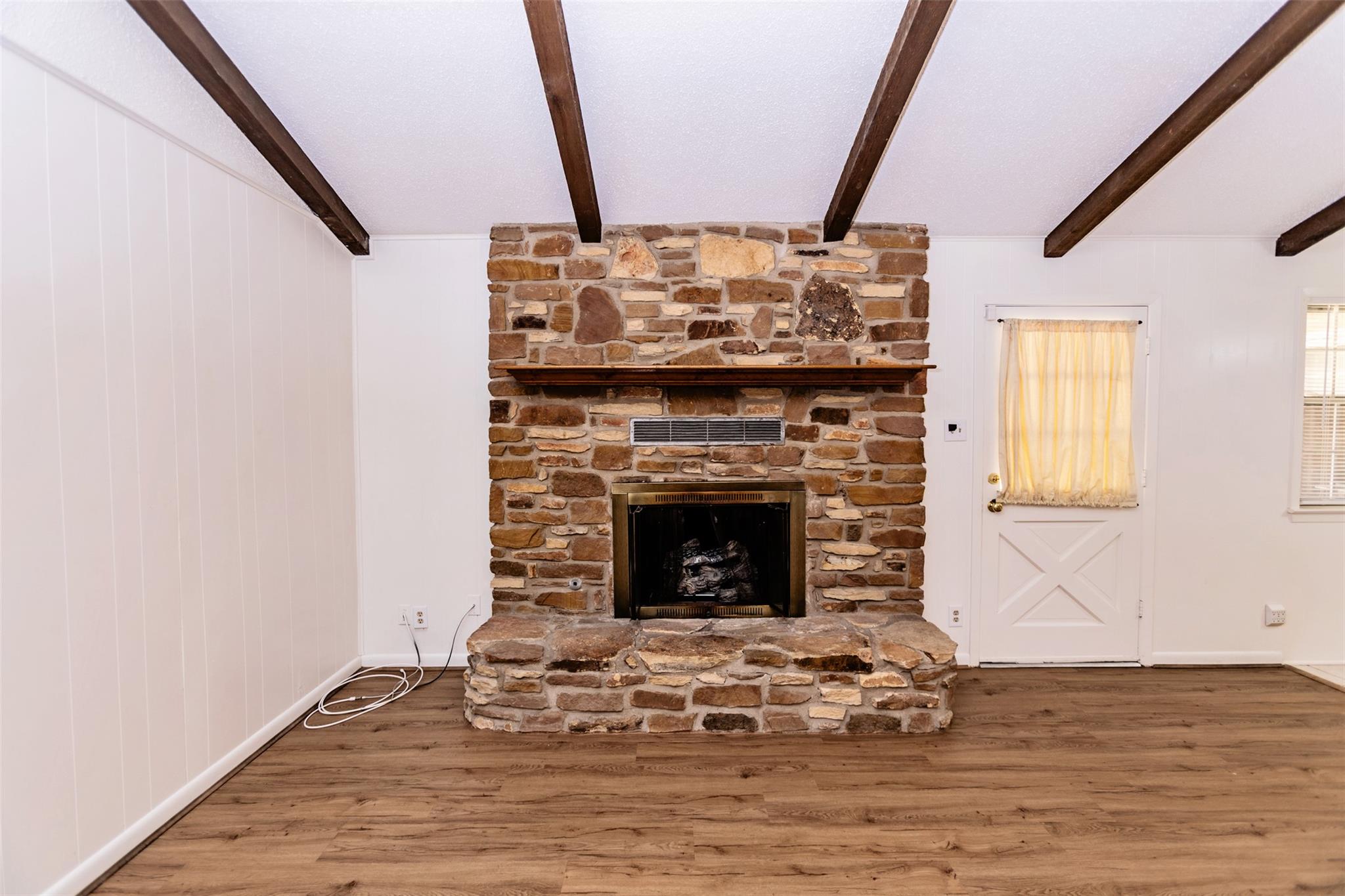 3205 Pin Oak Dr Property Photo 7