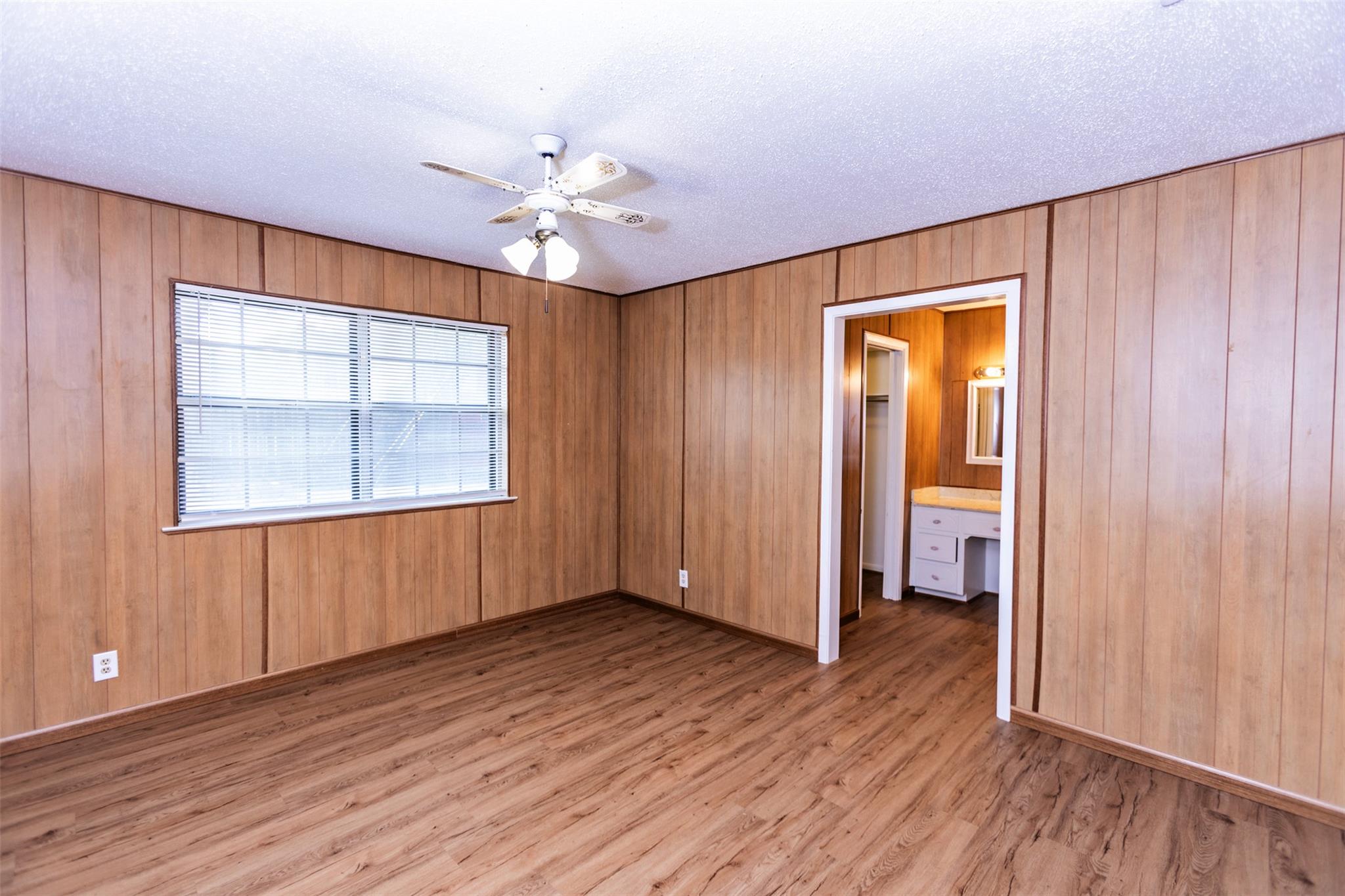 3205 Pin Oak Dr Property Photo 23