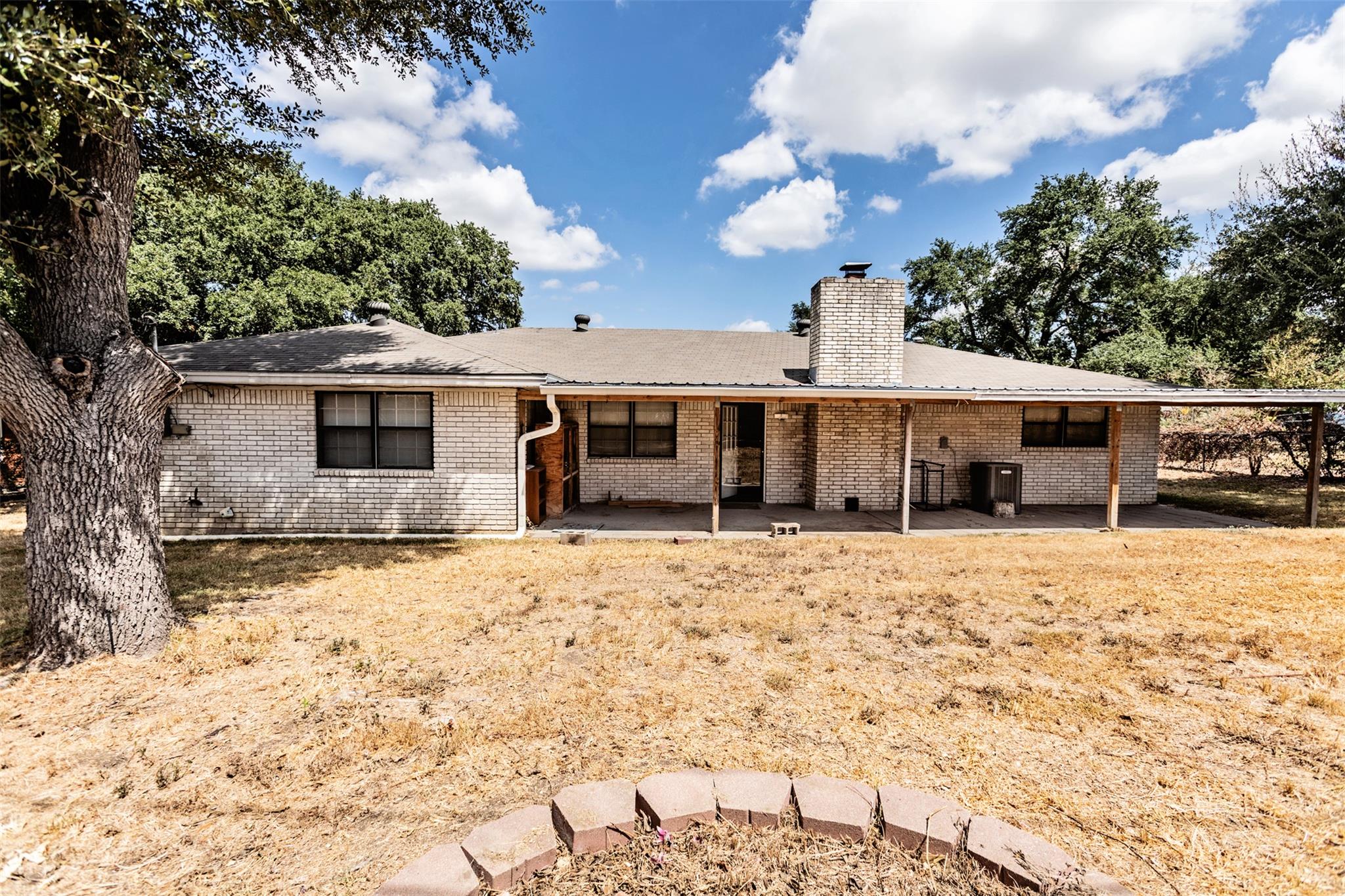 3205 Pin Oak Dr Property Photo 32