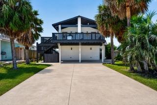 500 Royal Palm Ln Property Photo 1