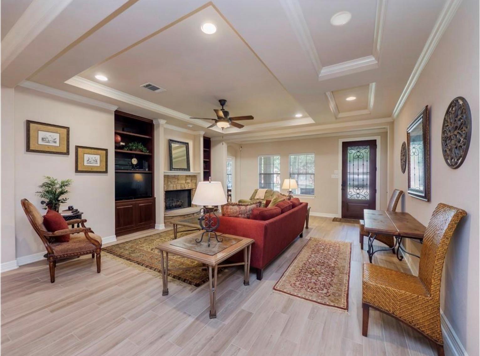 2705 Glenwood Trl Property Photo 2