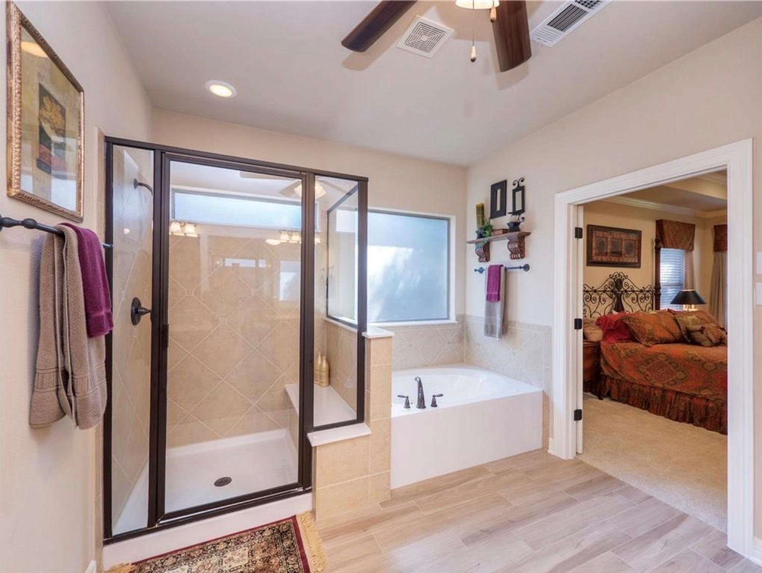 2705 Glenwood Trl Property Photo 6