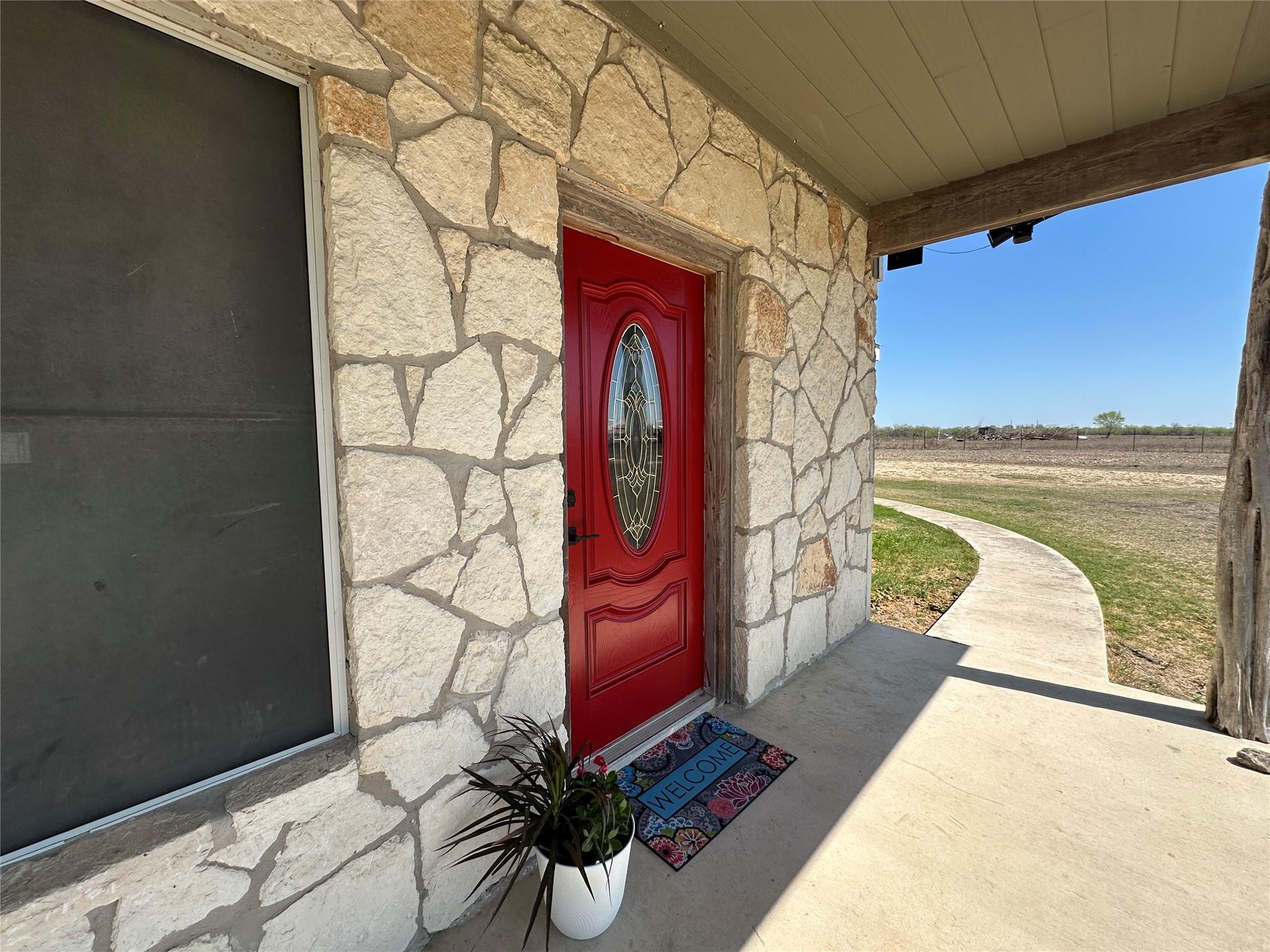4355 Se River Rd Property Photo 6
