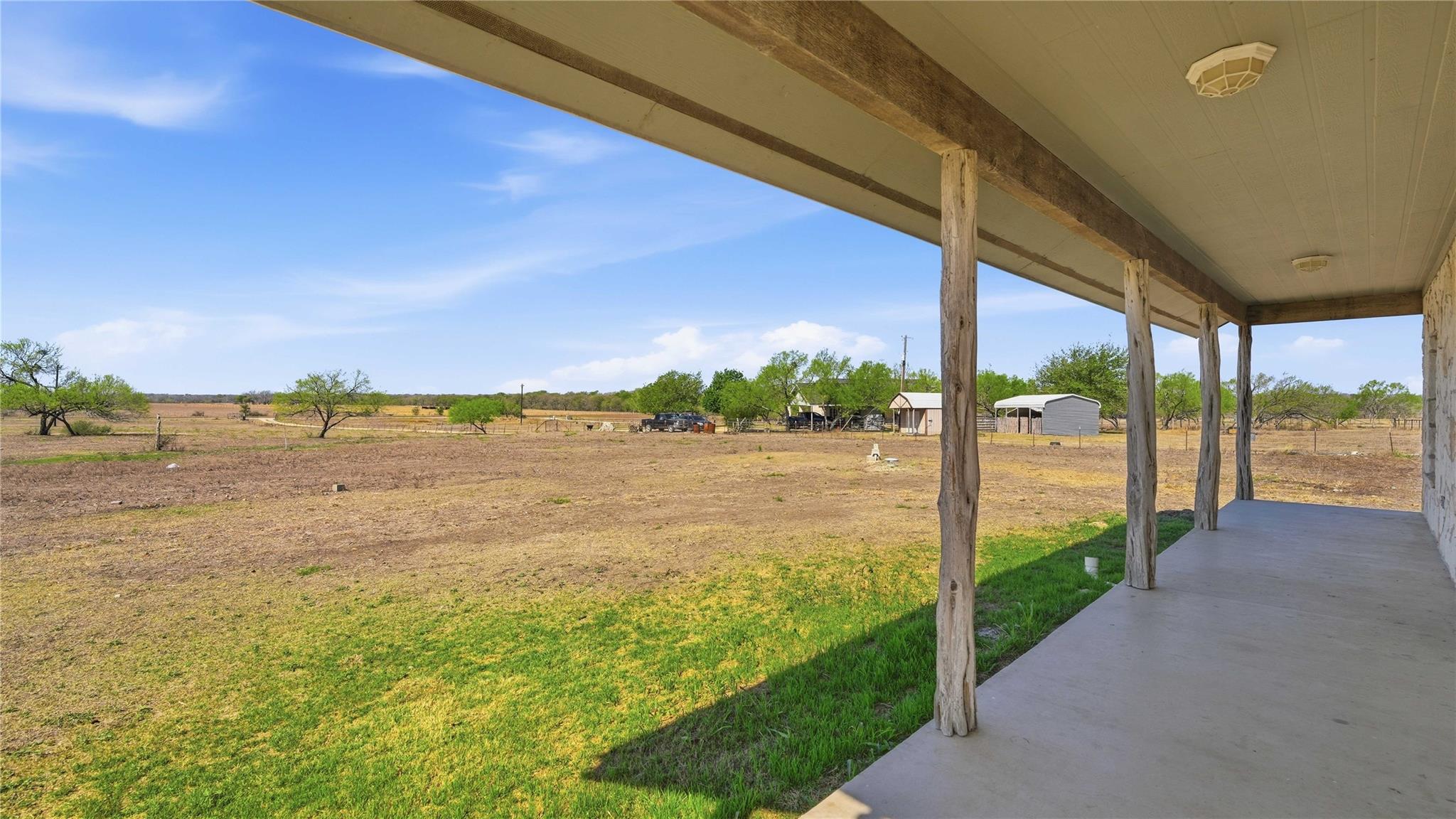 4355 Se River Rd Property Photo 7