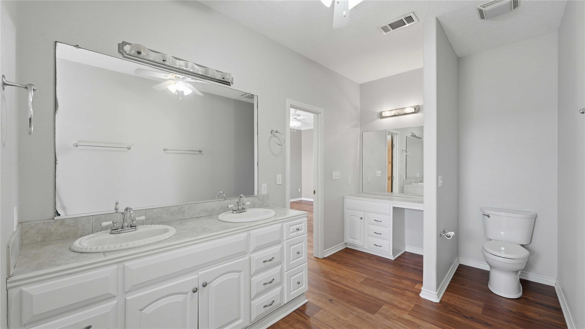 4355 Se River Rd Property Photo 25