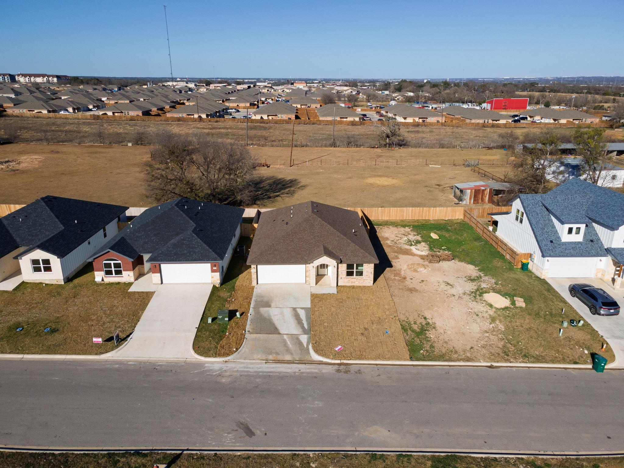 2123 Blackhawk Loop Property Photo 29