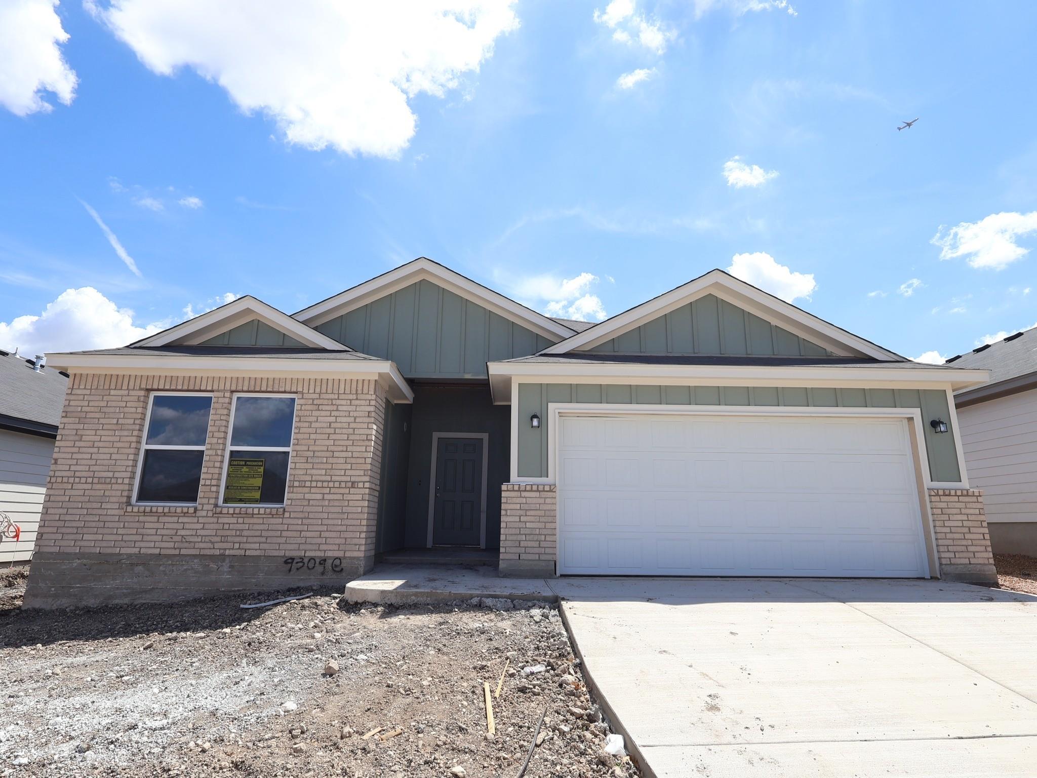 9309 Furman Dr Property Photo 1