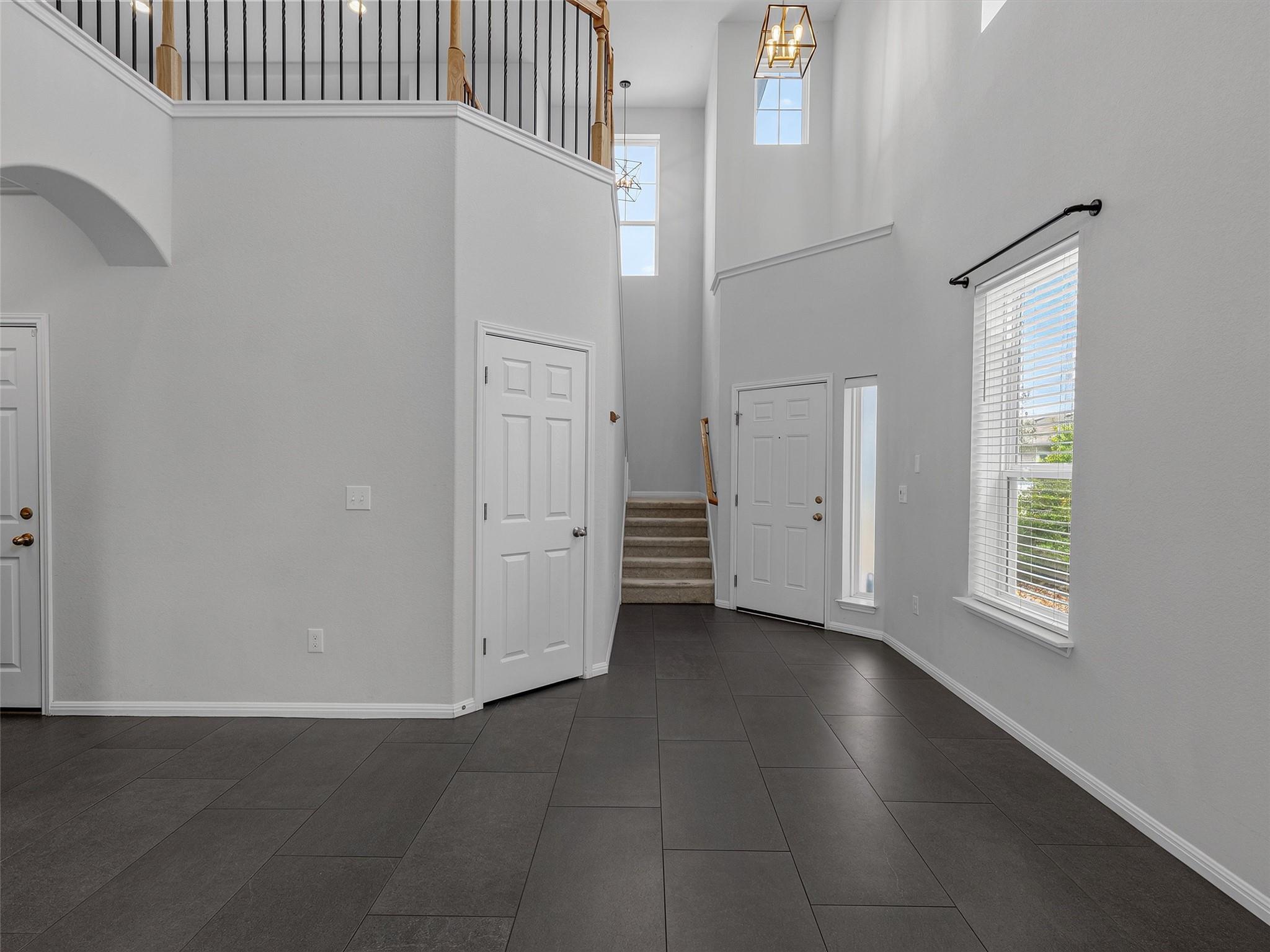 6321 Andes Peak Trl Property Photo 5