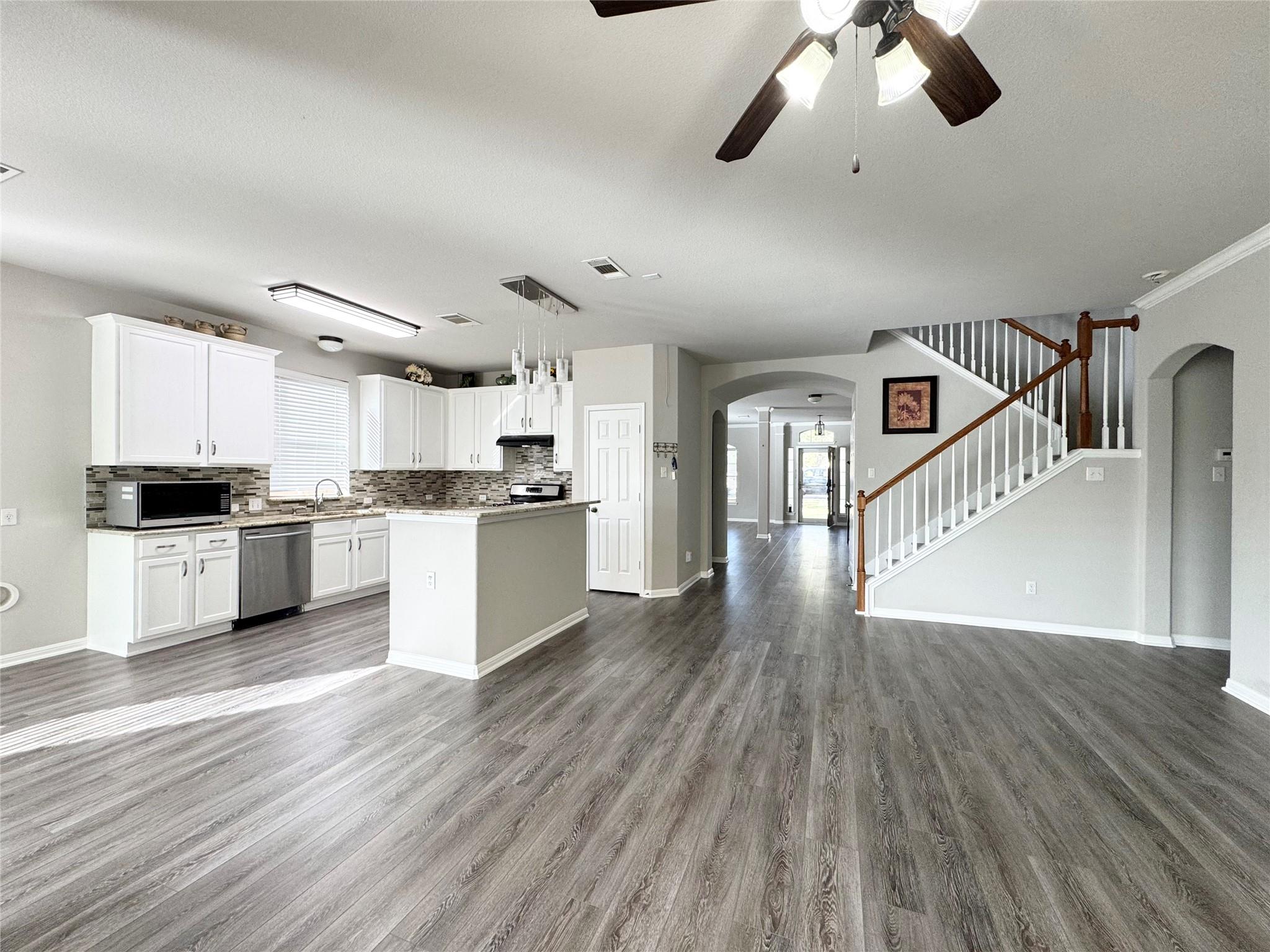 13004 Kenswick Dr Property Photo