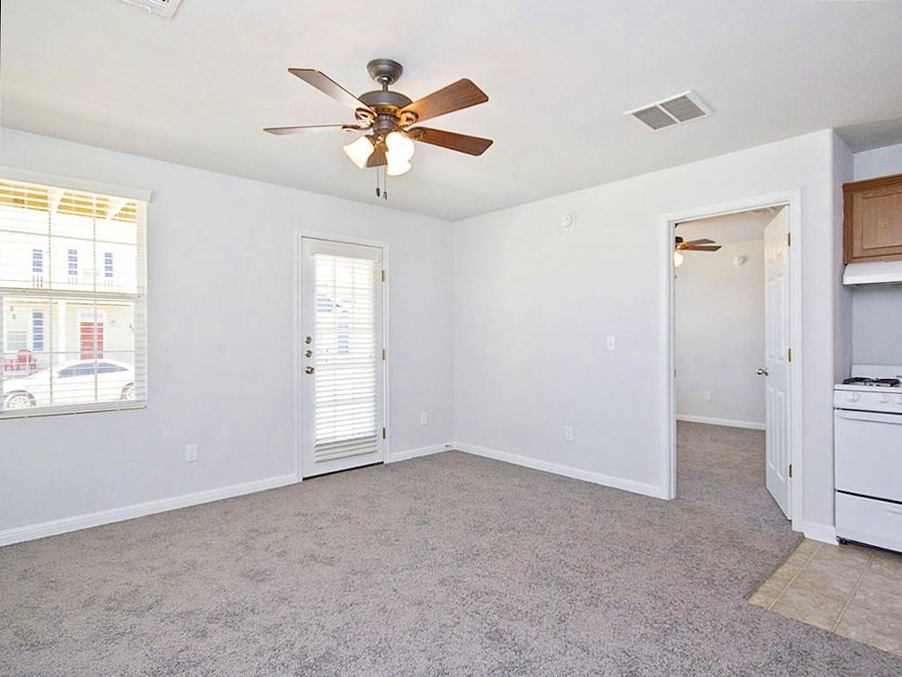 332 Trestle Tree St #c Property Photo 3