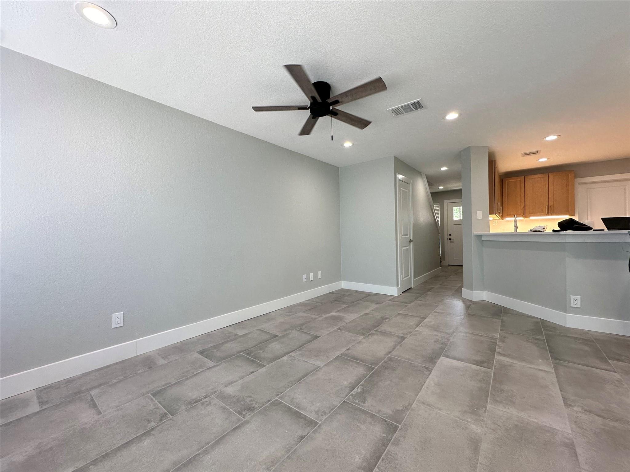 7205 Aldea Dr #a Property Photo 4