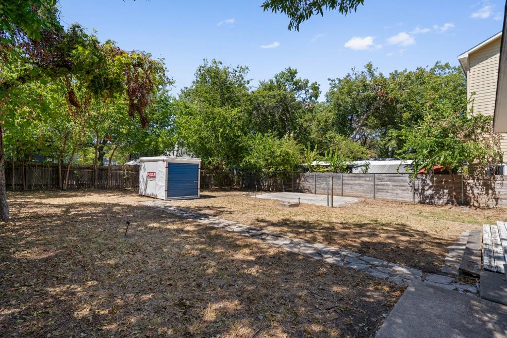1500 Newning Ave Property Photo 23