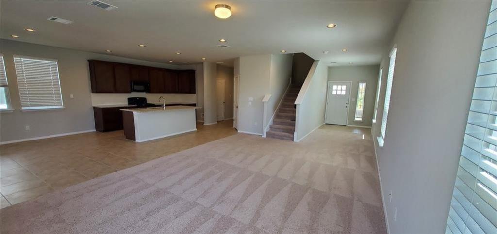 163 Heather Glen Way Property Photo 2