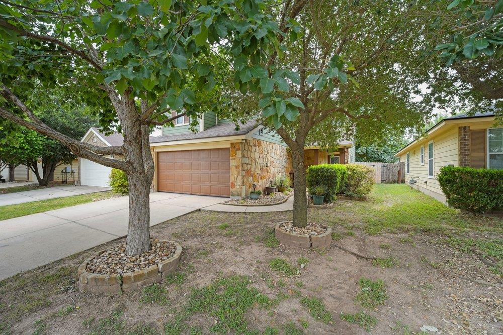 11917 Aitne Ln Property Photo 1