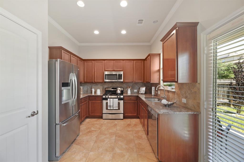 10221 Copper Ridge Cv Property Photo 8