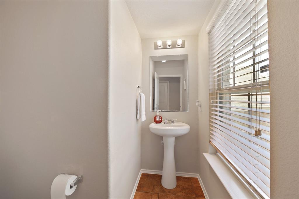 10221 Copper Ridge Cv Property Photo 21