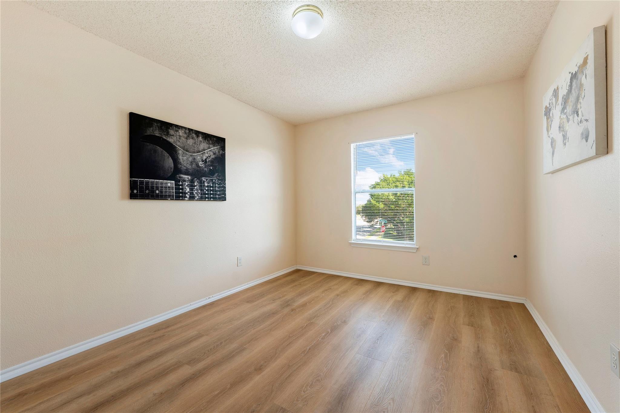 2600 Andres Way Property Photo 23
