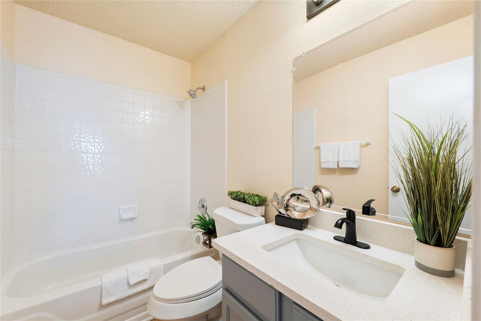 2600 Andres Way Property Photo 24