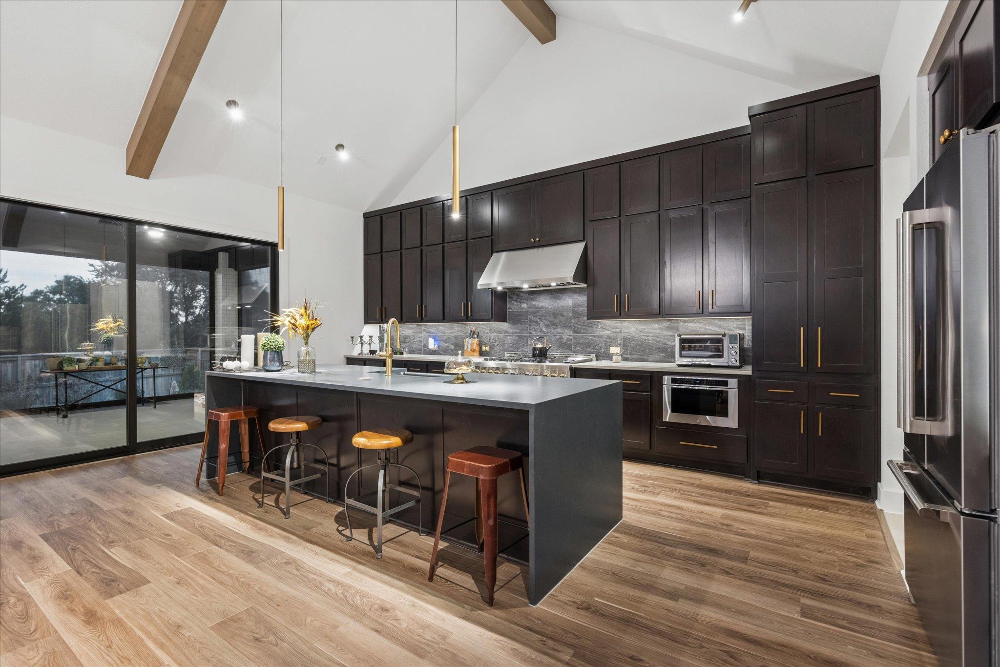 437 Trabuco Bnd Property Photo 10
