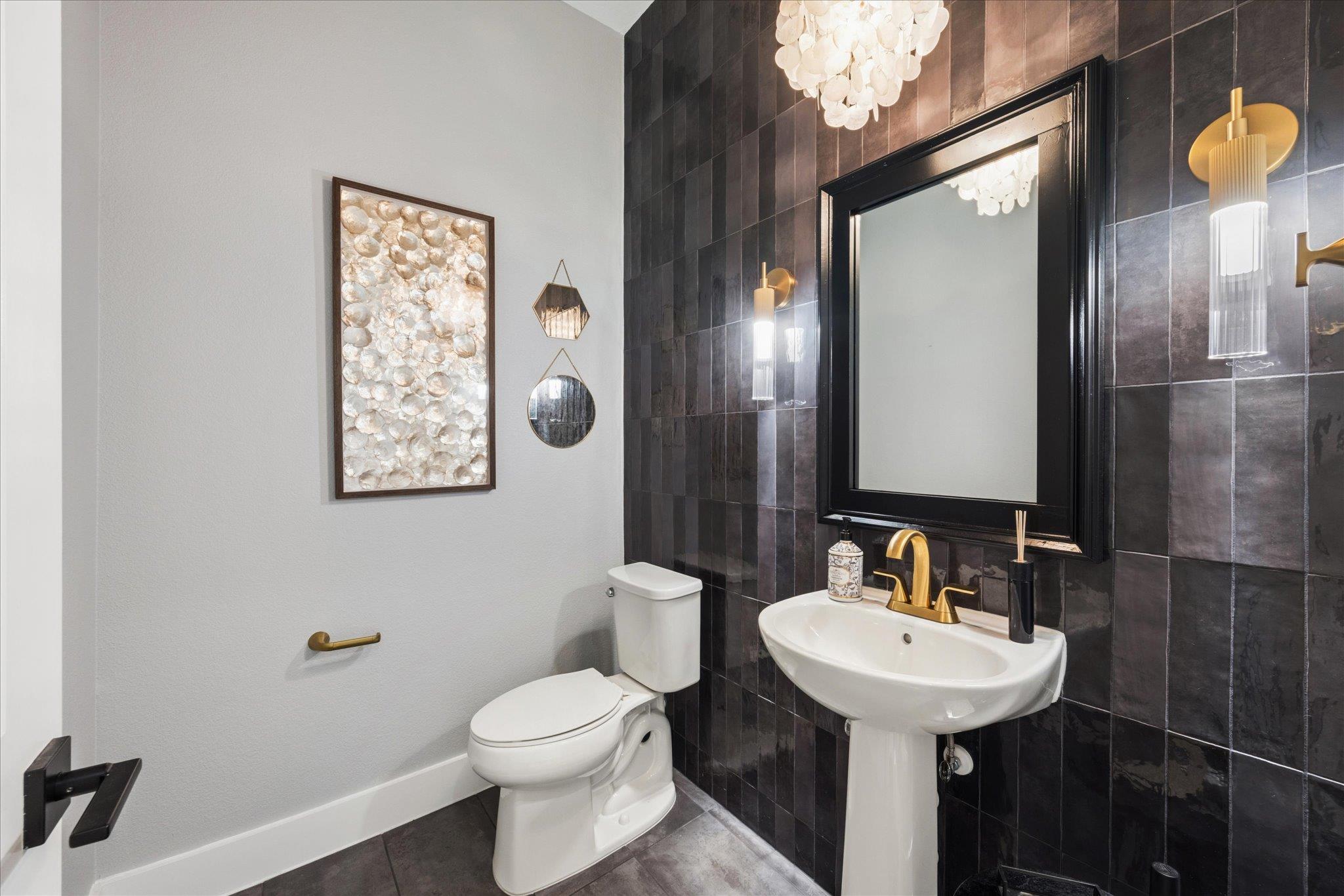 437 Trabuco Bnd Property Photo 15