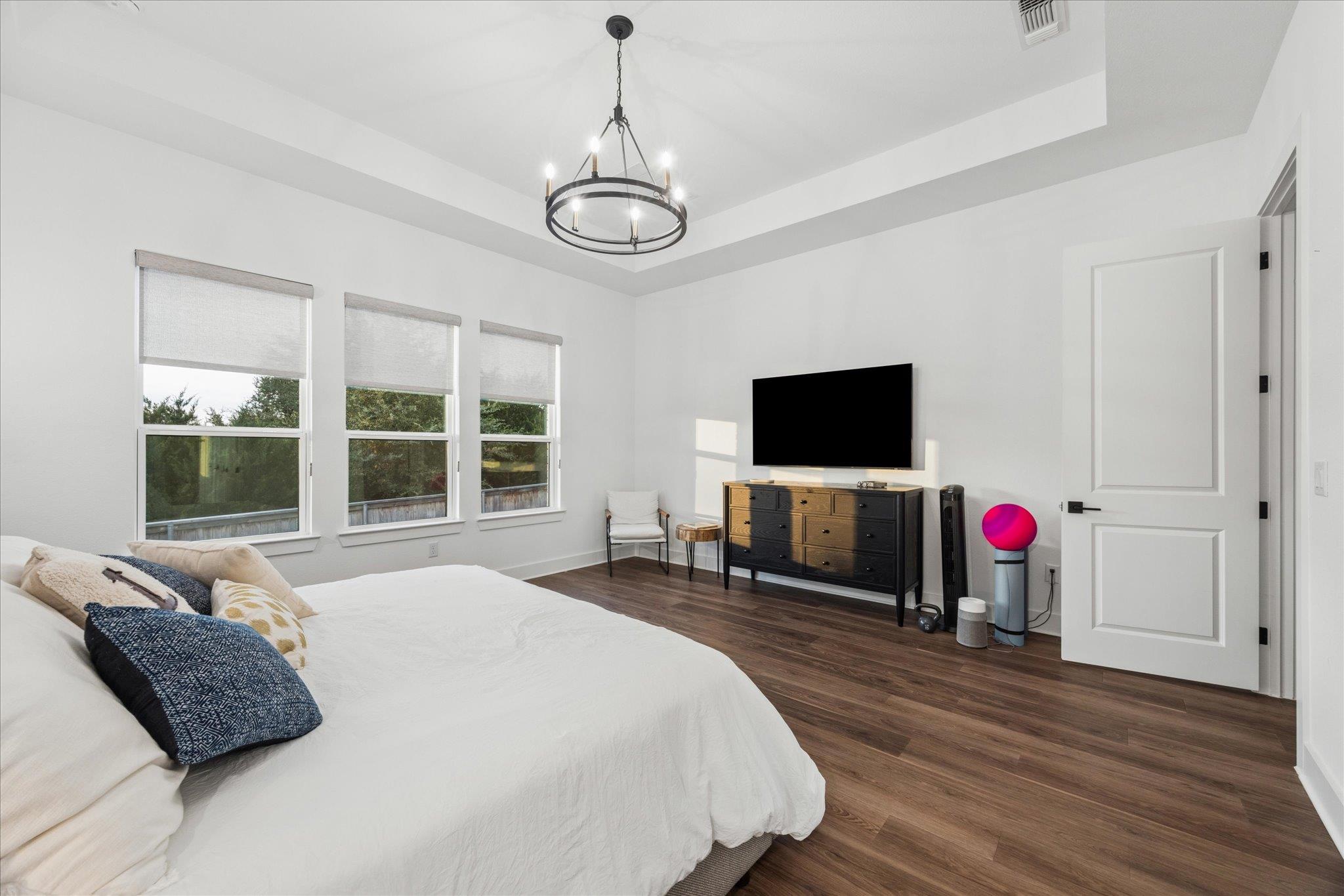 437 Trabuco Bnd Property Photo 17