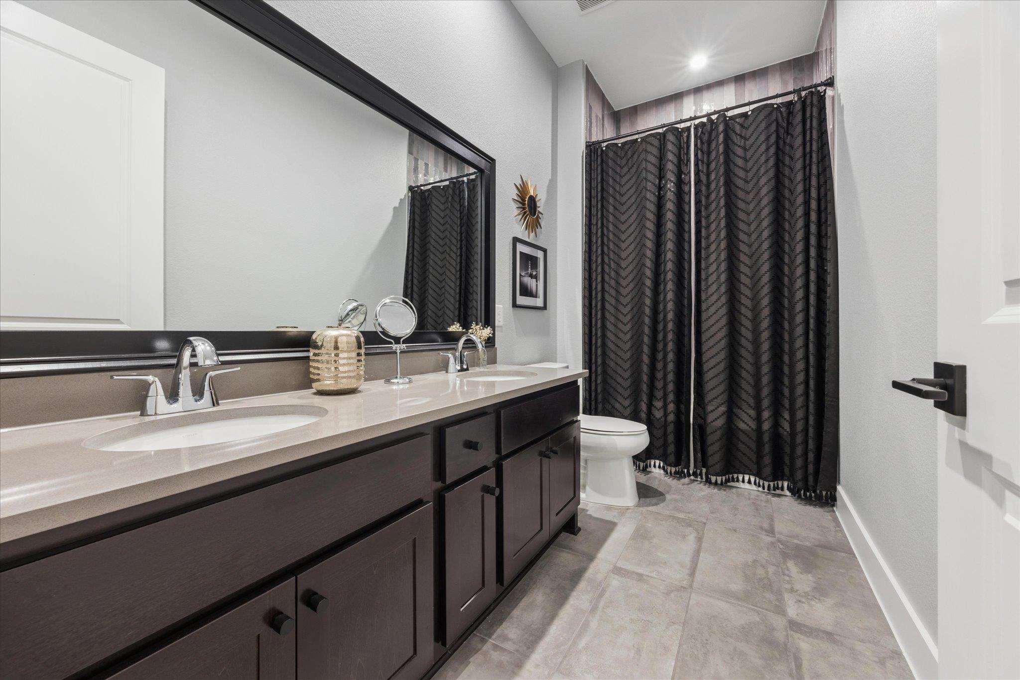 437 Trabuco Bnd Property Photo 22