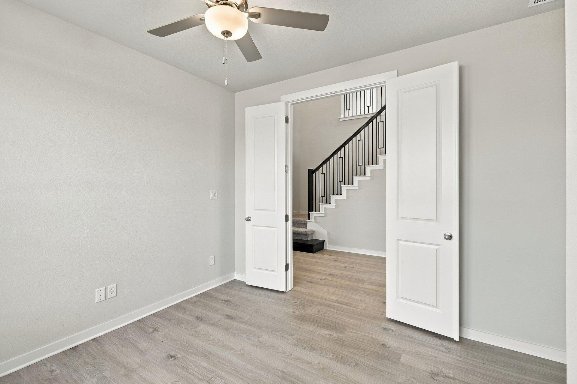 532 Los Aliso Ct Property Photo 33