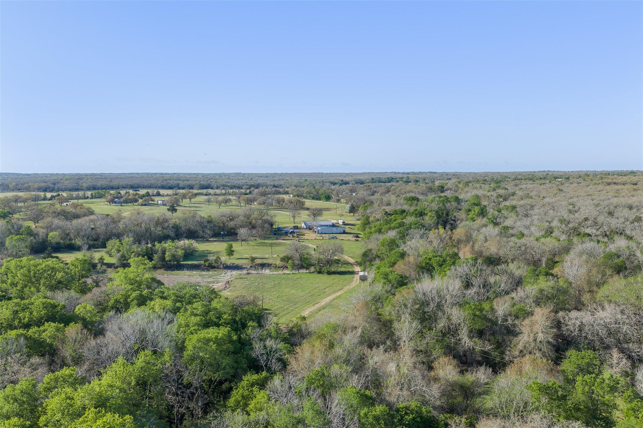 2313 E Us Highway 79 None Property Photo 10