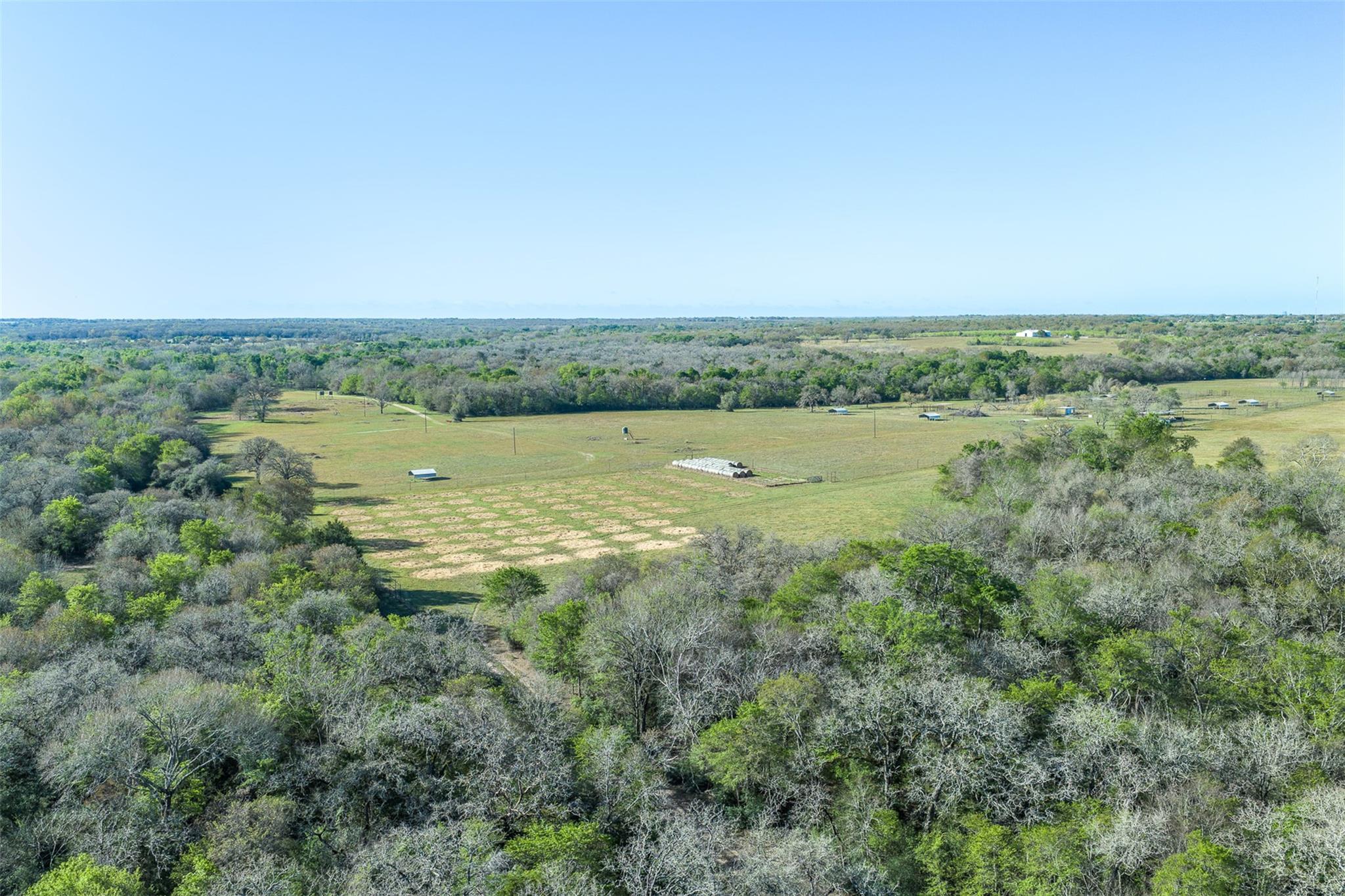 2313 E Us Highway 79 None Property Photo 21