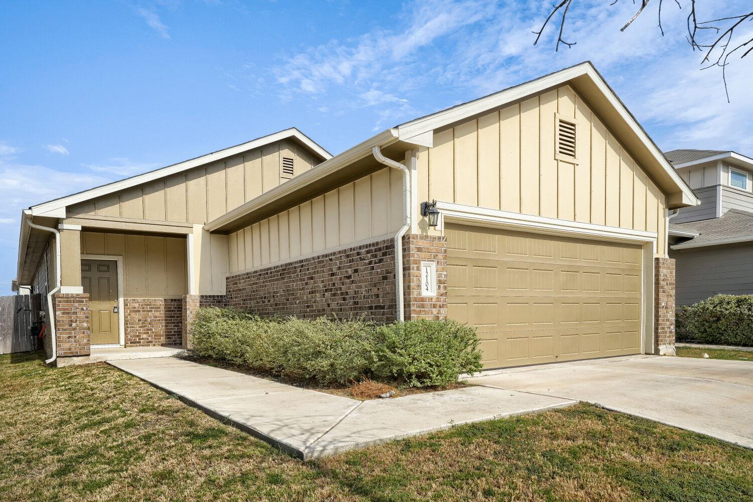 12104 Tolson Dr Property Photo 1