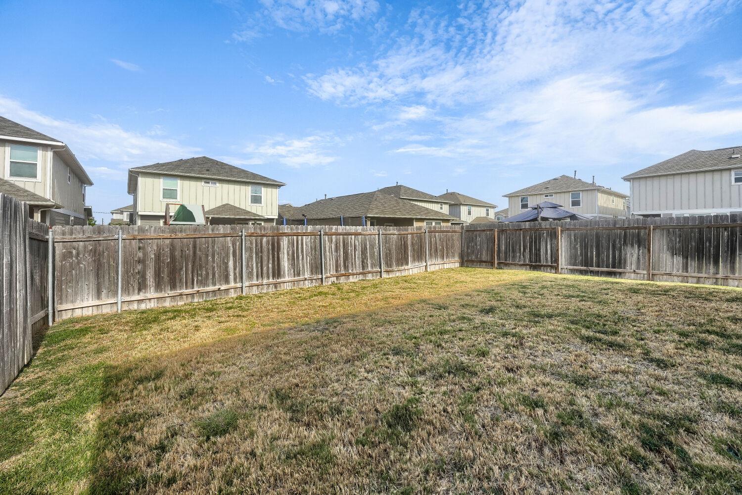 12104 Tolson Dr Property Photo 16