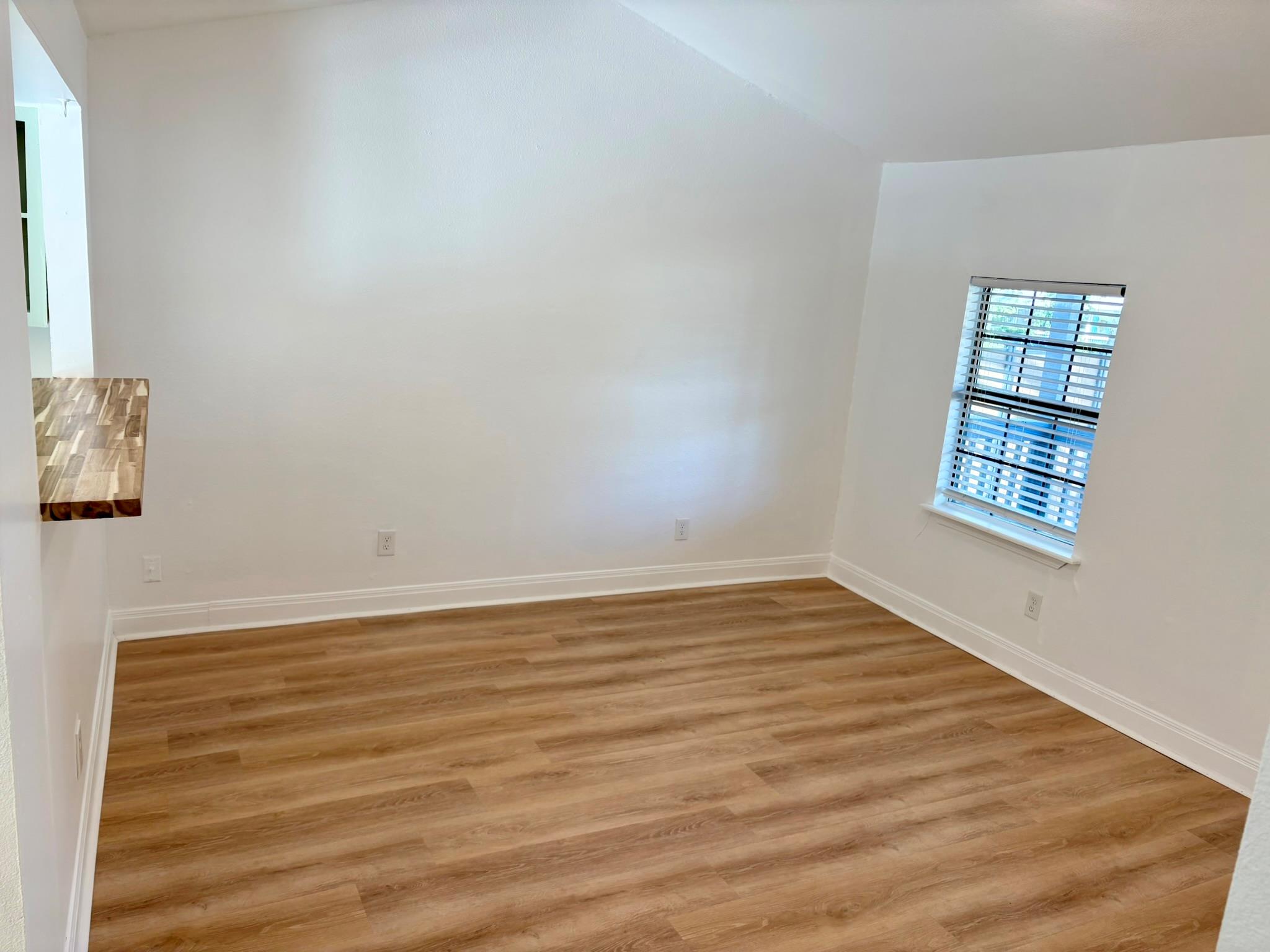 7388664 Property Photo 10