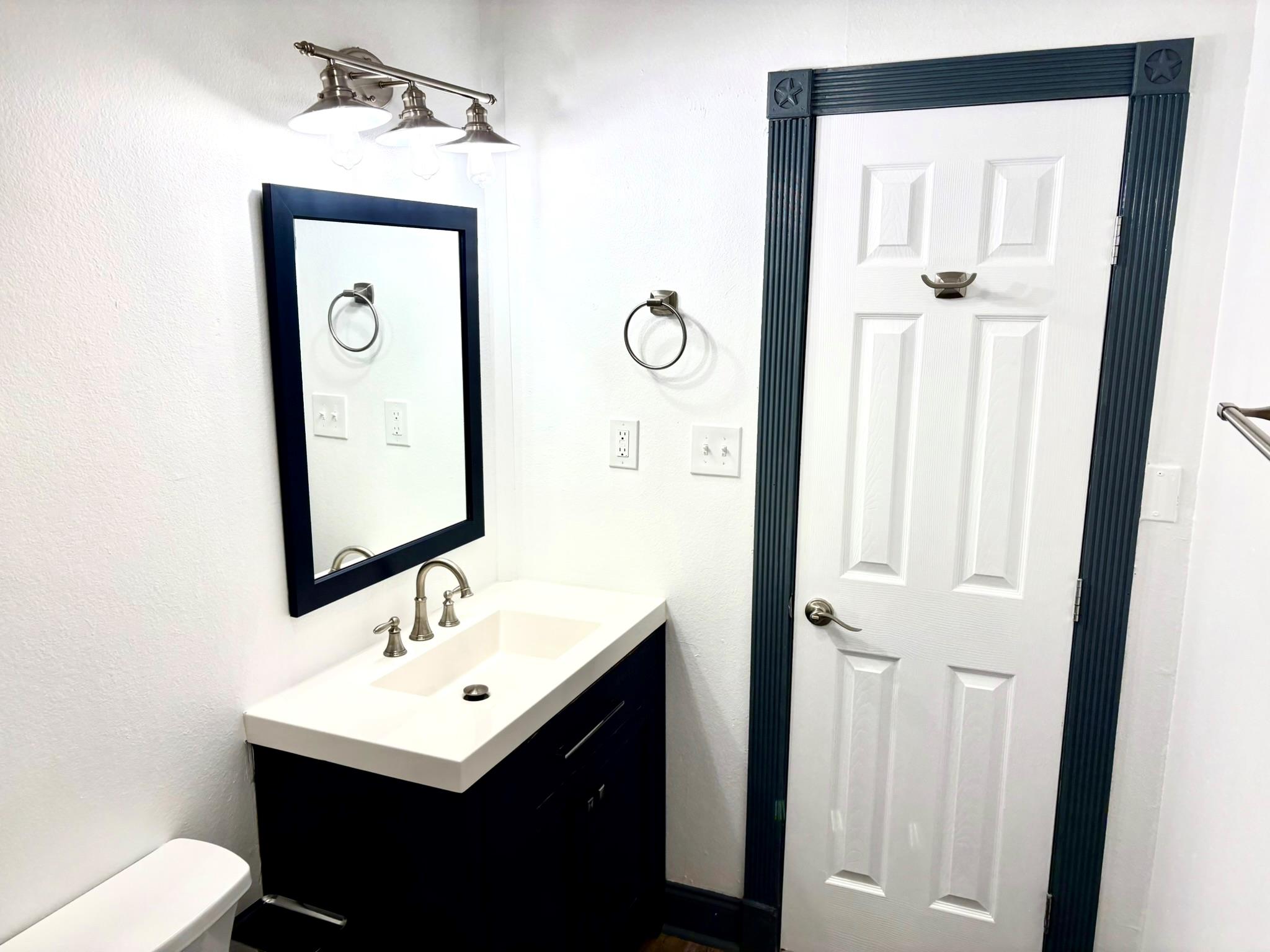 7388664 Property Photo 11